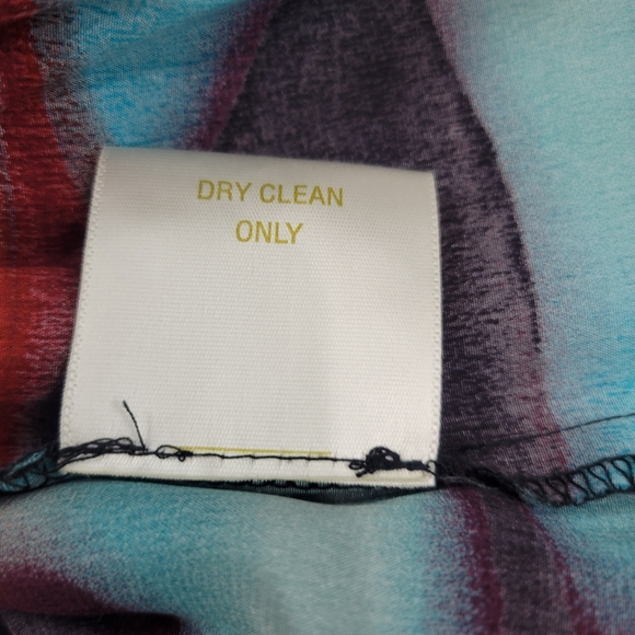 Matty M Silk Tye Dye Halter Top Size Medium - Picture 7 of 7